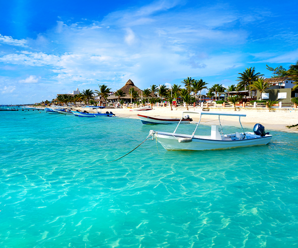 Barcos en la playa - Cancun